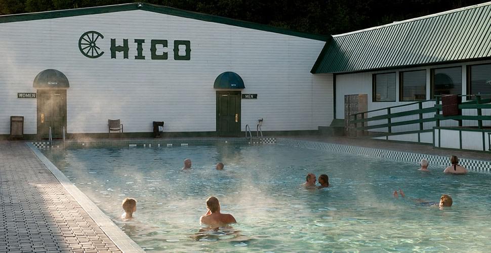 Chico Hot Springs winter soaking